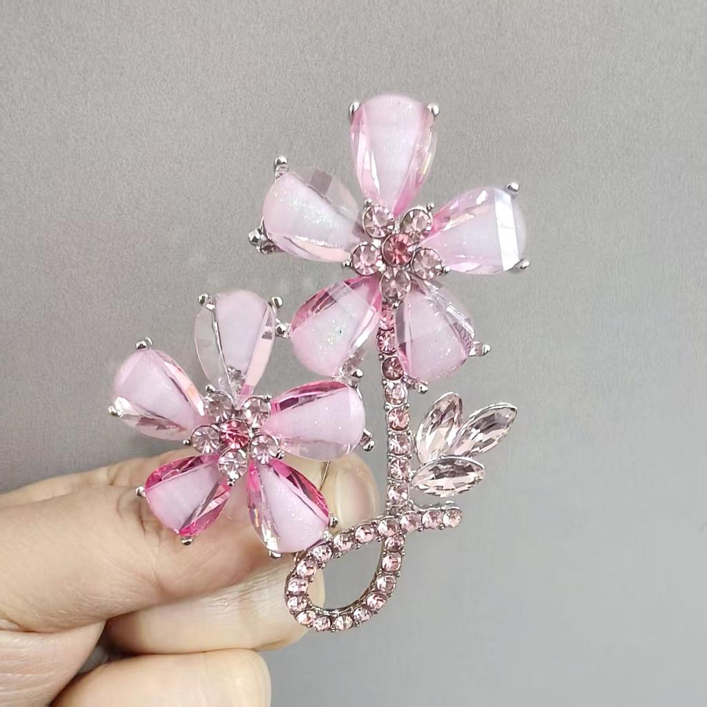 Barocker Luxus Blumendesign Brosche für Männer und Frauen Schmuckzubehör Hochzeit Feiertagsparty Geschenk