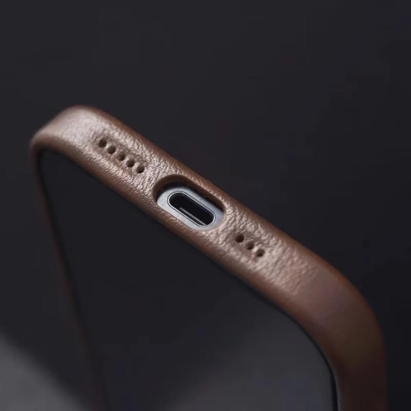 Retro Crazy Horse Leather MagSafe Phone Case For iPhone 16 Pro 15 14 13 12 17 Pro Max Simple Leather Texture Magnetic Phone Case