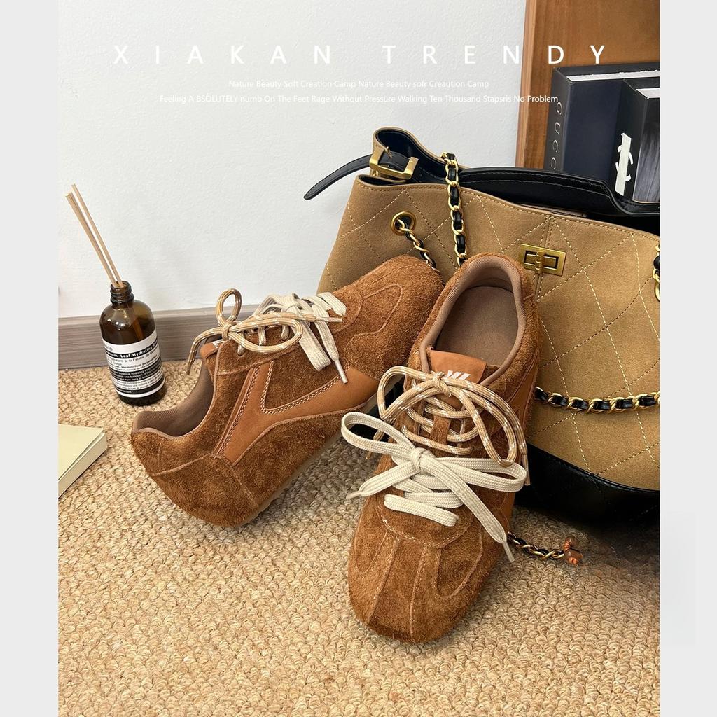 Vintage Women's Casual Flats 2026 Autumn New Outdoor Non Slip Lightweight Sneakers Comfortable Fashion Cross Tied Cotton Shoes