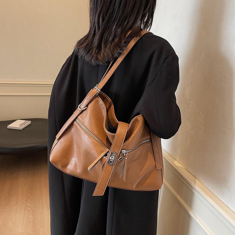 

Винтажная сумка-багет большой вместимости женская 2025 новая модная сумка-тоут повседневная сумка-шоппер большой вместимости 40*13*28 коричневый