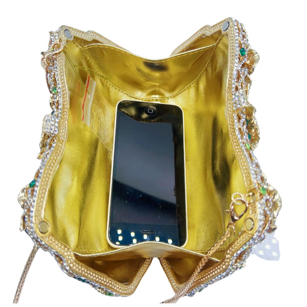 Rose Flower Diamond-Inlaid Stone Clutch: Elegant Metal Evening Bag for Women