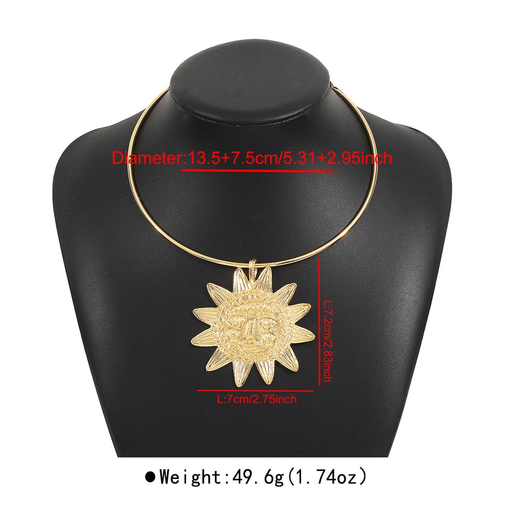 Women European New Hot Sale Sunflower Pendant Necklace Trendy Exaggerated Personality Metal Texture Necklace Jewelry