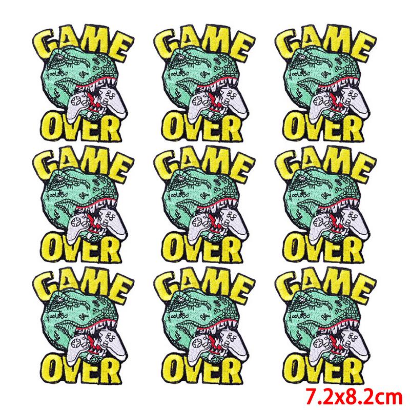 10 Pcs/lot Wholesale Embroidery Patch Iron On Patches For Clothing Patches On Clothes Jackets Decor Applique Sew Supplies