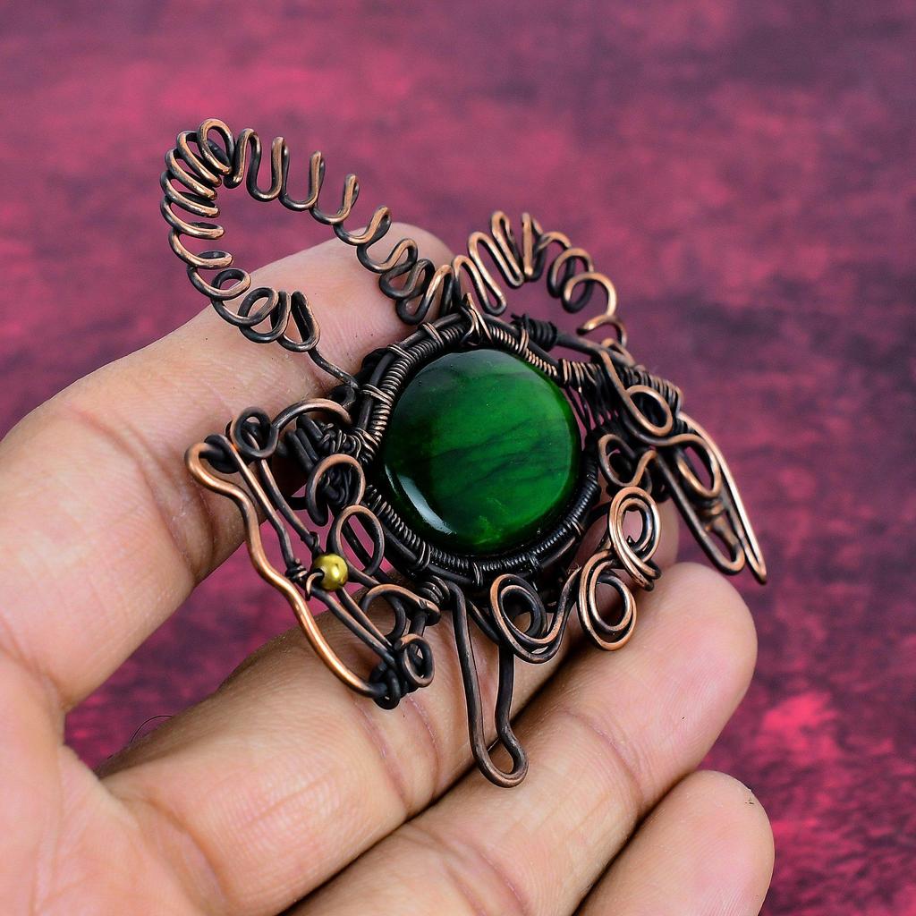 Grüner Feuer Labradorit Edelstein Anhänger Handgefertigter Kupferdraht Wicklung Kaninchen Anhänger