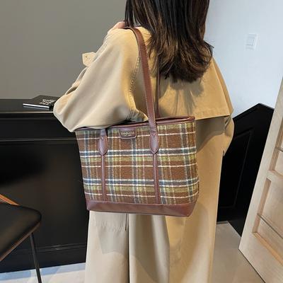 Dámské kabelky – Tašky přes rameno