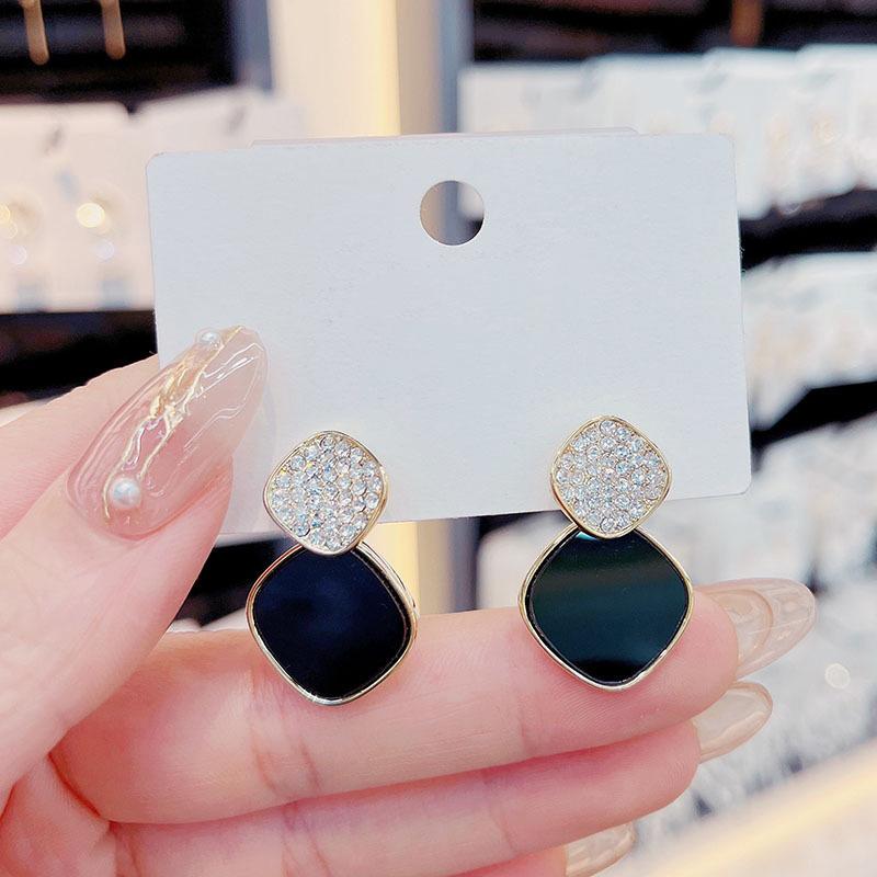 Korean New Black Zircon Stud Earring For Women Shiny Rhinestone Square Geometric Earrings Girl Party Statement Jewelry Gifts