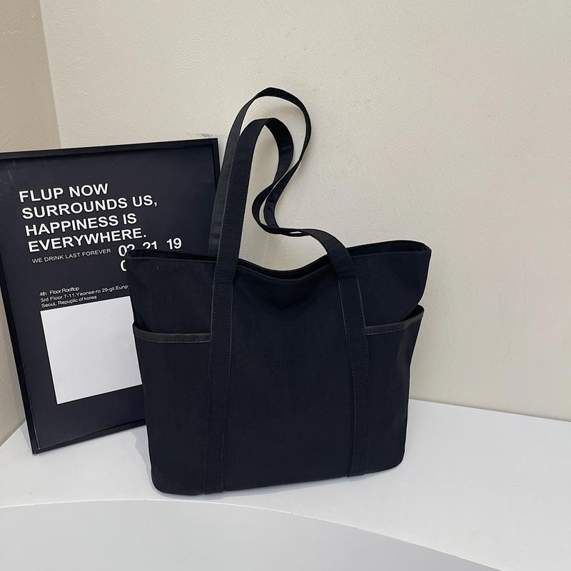 Large Capacity Commuting Tote Bag Lightweight Shoulder Bag Travel Shopping Bag Women's Bag