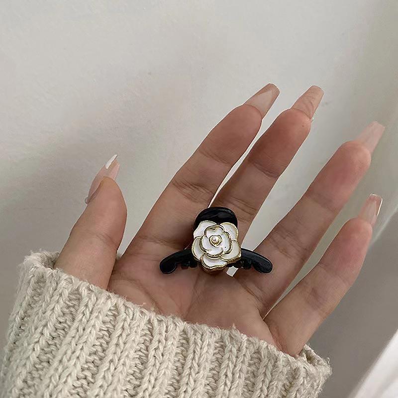 Lovely Flower Vintage Small Hair Claws For Women Girls Retro Dripping Oil Camellia Hairpin Hair Accessories Headwear Ornament