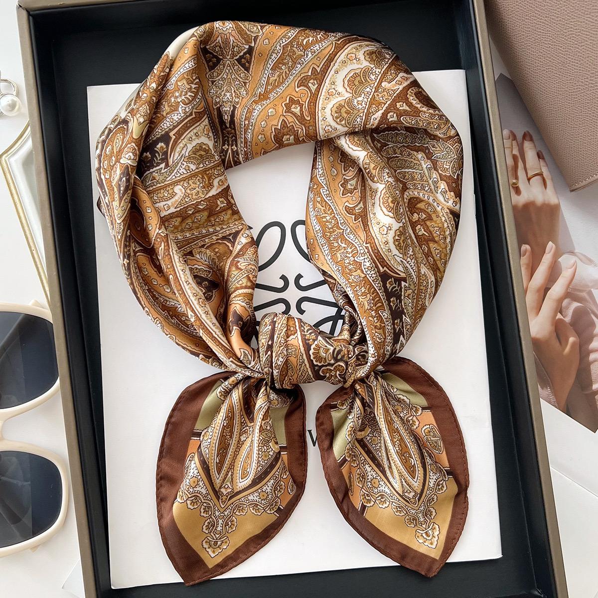 Nieuwe Zijden Vierkante Sjaal Dames Retro Paisley Cashew Print Neckerchief Vrouwelijke Foulard Hoofddoek Haarband Zachte Nek Tas Lint Satijn 70x70cm