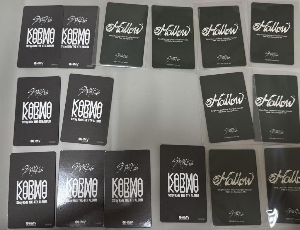 [USED] Stray Kids KARMA HMV store bonus trading card + Hollow regular edition trading card complete set