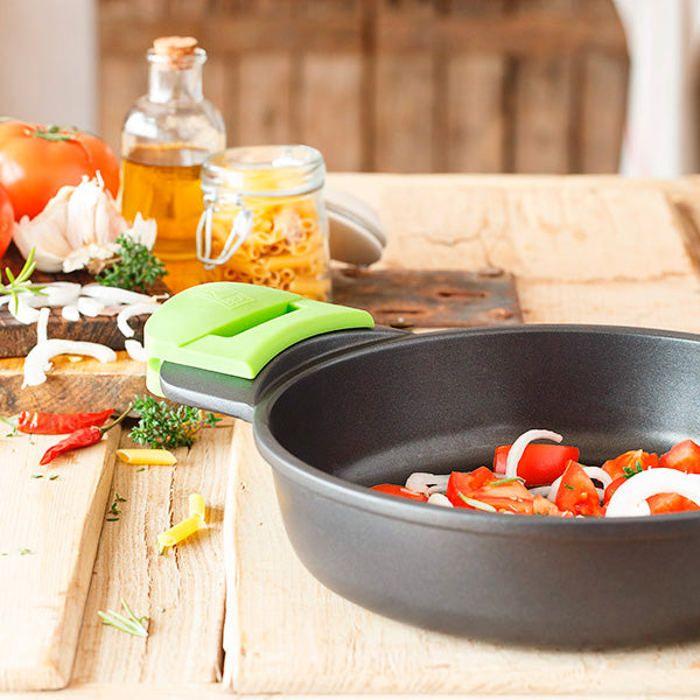 Casserole basse - bra - prior - 24 cm - couvercle en verre - poignées en silicone