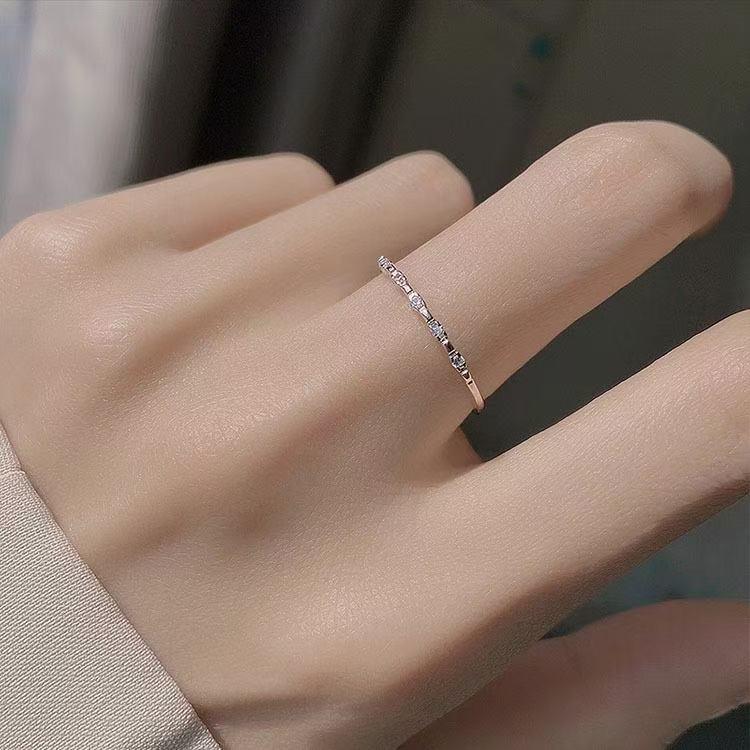 Women's Diamond-Studded Minimalist Open Ring - Elegant, Trendy, Cold Style Fashion for Index Finger