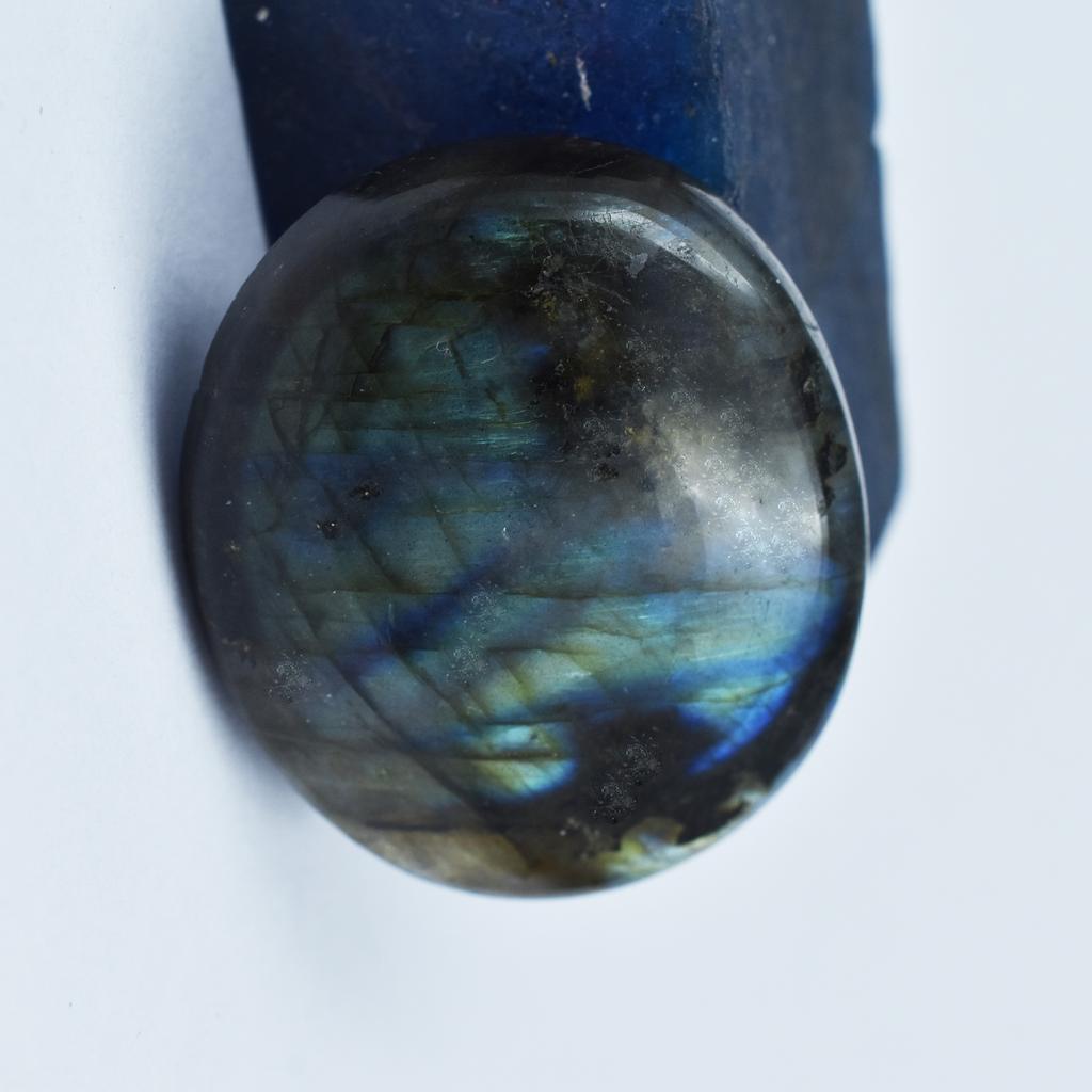 Natural Labradorite Loose Gemstone Oval Shape 110.85 Ct for Jewelry Making and Gem Collections