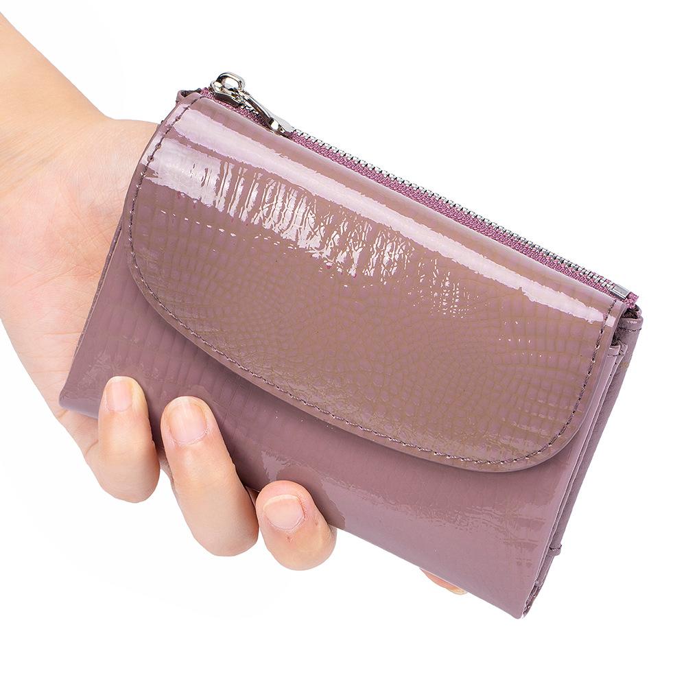 New Soft Leather Texture Short Wallet Fashionable Patent Leather Clutch Bag Female Alligator Pattern Temperament Wallet Large Capacity