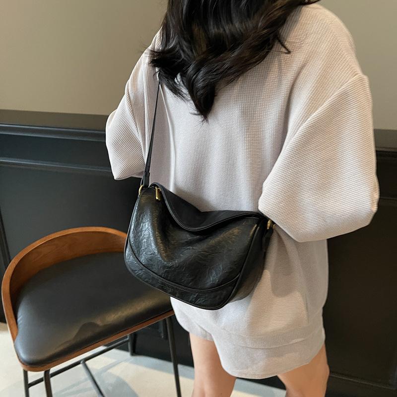 Fashion niche underarm small bag women's new retro versatile single shoulder dumpling bag messenger bag