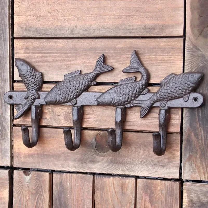 Letter Shape Hooks Metal Cast Iron Classical Retro Garden Courtyard Wall Decorate Clothes Hat Wall Mounted Rusty Colored Hook