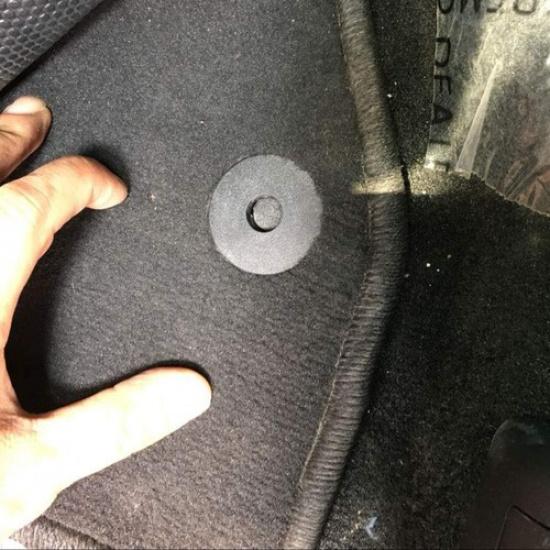 4 Car Floor Mat Clips Retainers Anti-Slip Clamps for Car Mats