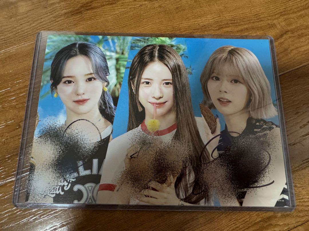 

[USED] NiziU Rio Maya Riku autographed limited time lowest price reduction