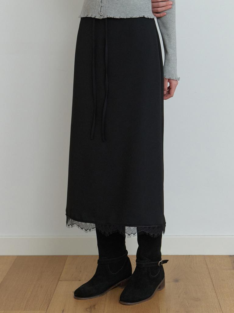 Liel Oly Lace H Skirt (Black)