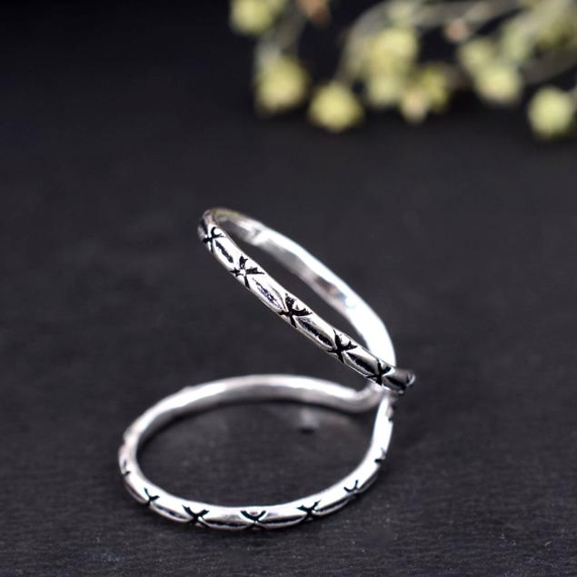 Silver Arthritis Finger Ring – Handmade Adjustable Splint for Joint Support, Pain Relief & Daily Wear