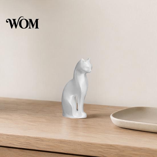 Anniversary Gift Cat Figurine Figurine, 3D Printed Small Sculpture, Collectible Animal Desktop Elegant Sitting Figure Ornament for Home Shelf