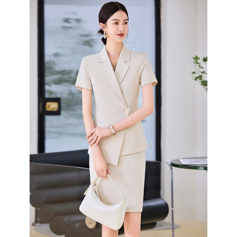 Women's Black Short-Sleeve Suit Jacket – Summer Lightweight, Elegant, Slimming, Professional Wear