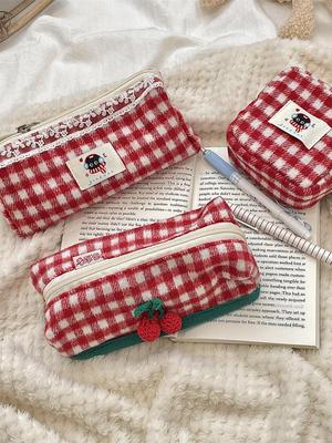 5222 Multi-Functional Plaid Wool Bag: Large Capacity Case for Cosmetics, Stationery & Hygiene Essentials