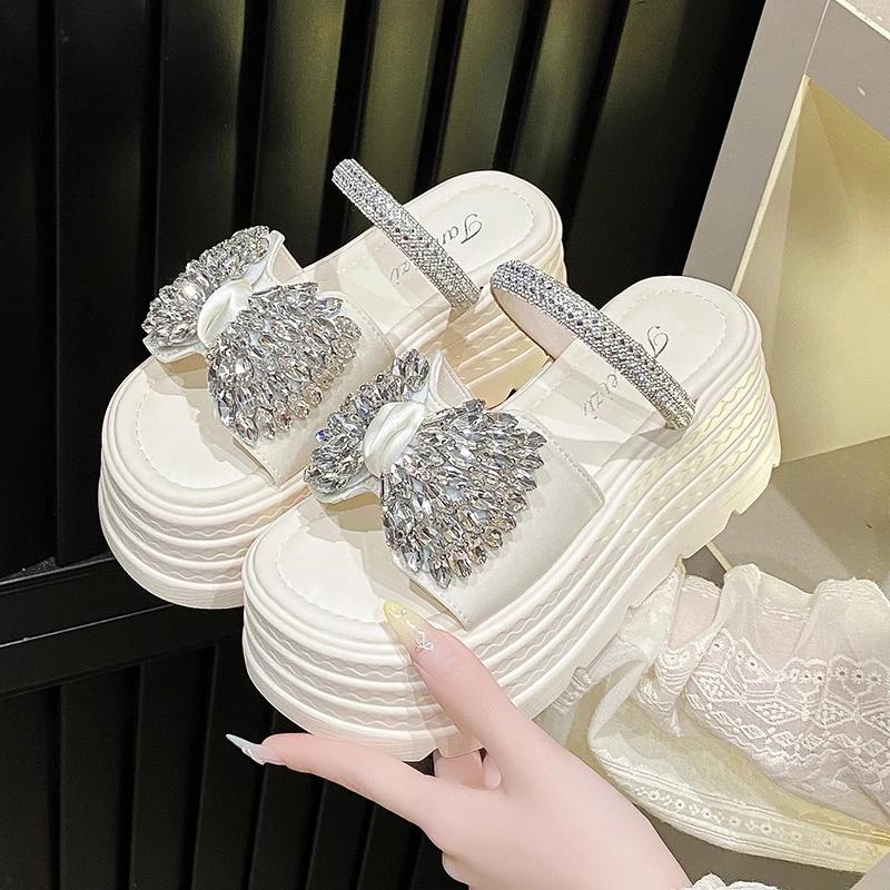 Fashion 8CM Platform Slippers Sandals Woman Bling Diamond Bowknot Thick Sole Slippers Women Chunky Flip Flops Summer Casual Beach Slides