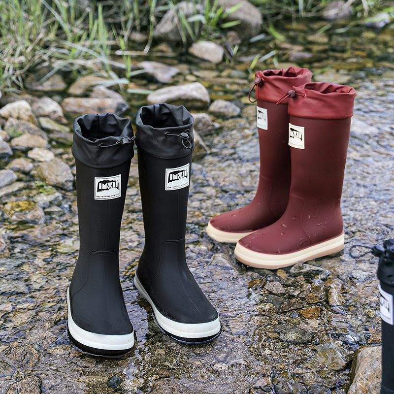 Casual fashion couple bundle rain shoes men's and women's tall closed rain boots outdoor lightweight thick-soled non-slip waterproof glue shoes