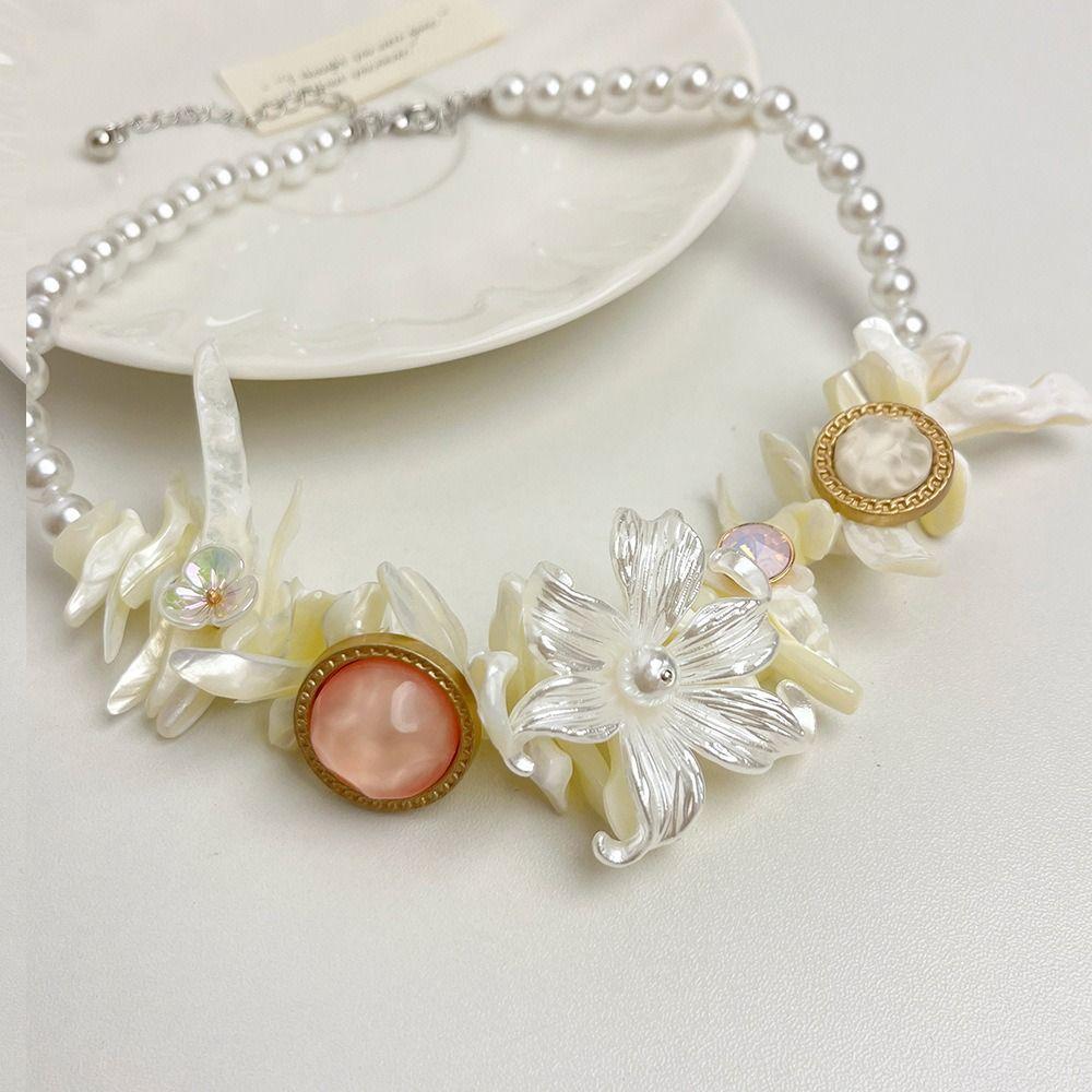 Resin Iris Flower Pendant Necklace Sweet Pearl Beaded Choker Creative Beach Necklace Jewelry Gift