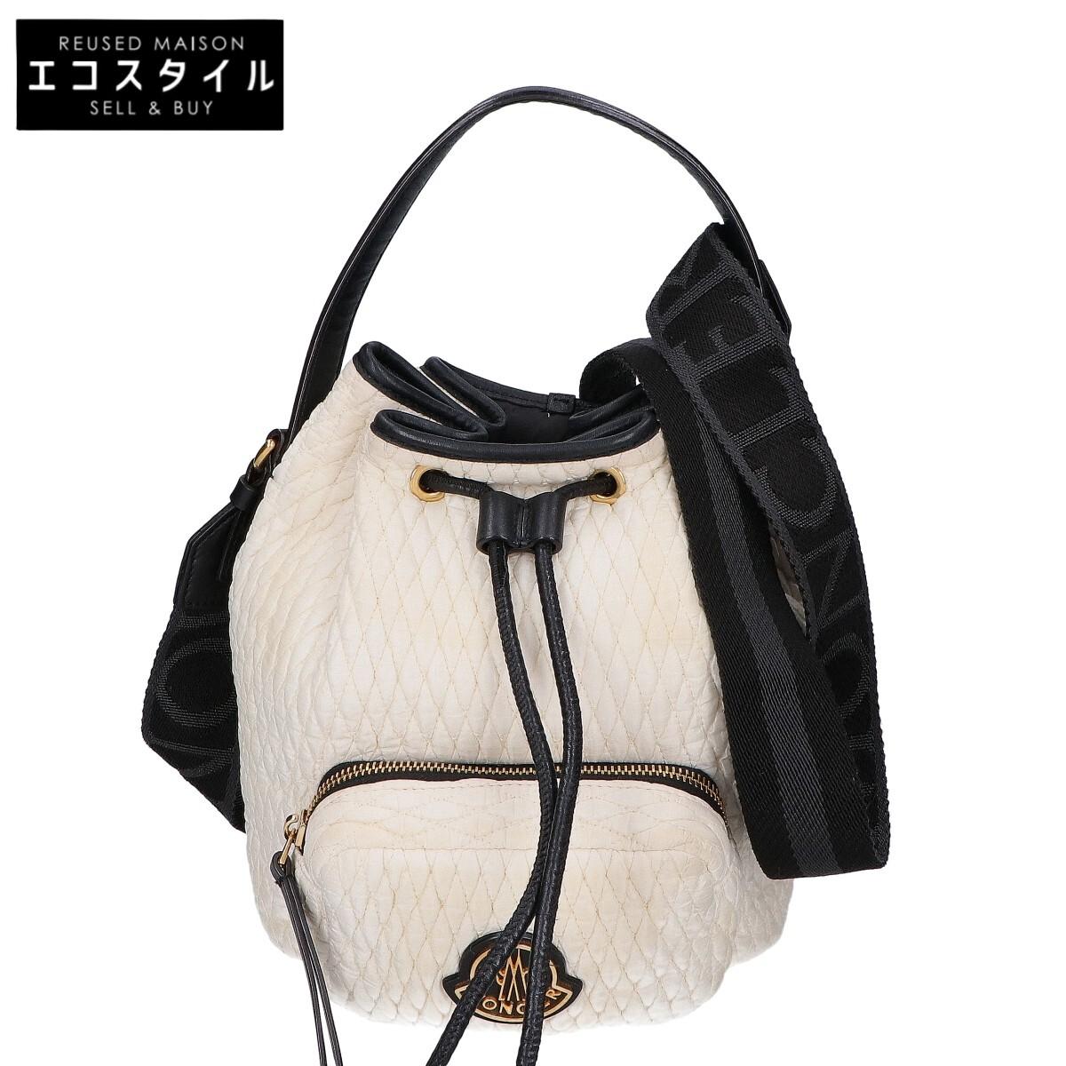 

MONCLER H209B5L00004 M2364 KILIA DRAWSTRING Quilted 2WAY Shoulder bag White / blackUsed