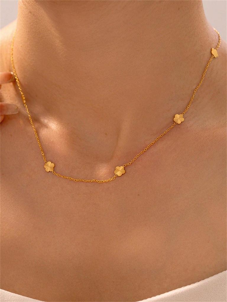 1 Piece Classic Fashion 5 Leaves Flower Pendant Necklace, 18K Gold Plated Stainless Steel Chain, Gift for Mother, Friends, Wife