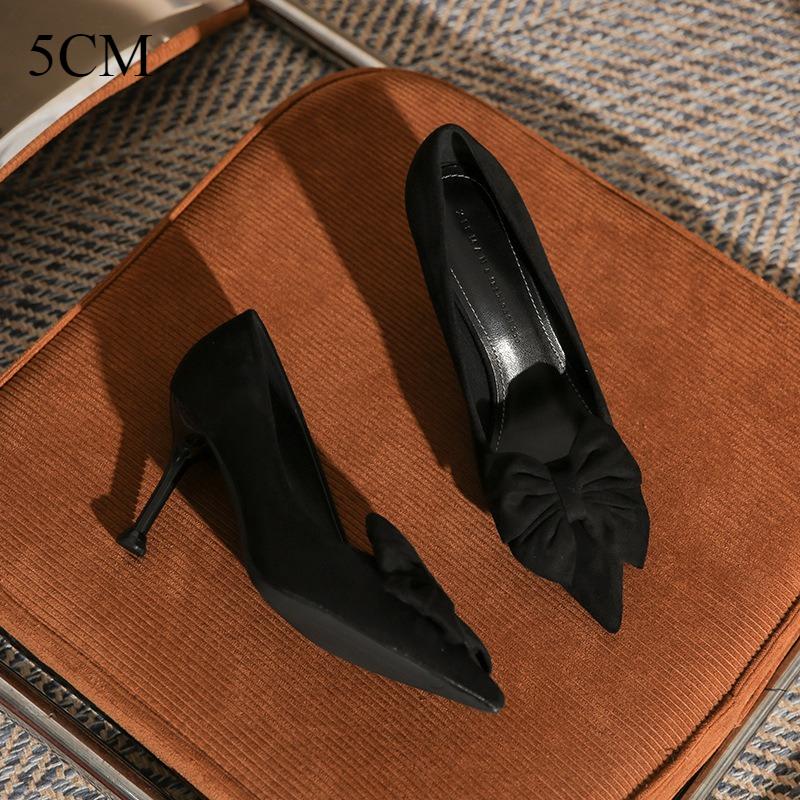 Pointed Head Shallow Mouth High Heels Classic Women's Shoes Head Flower Black Velvet Versatile High Heels Red Single Shoes