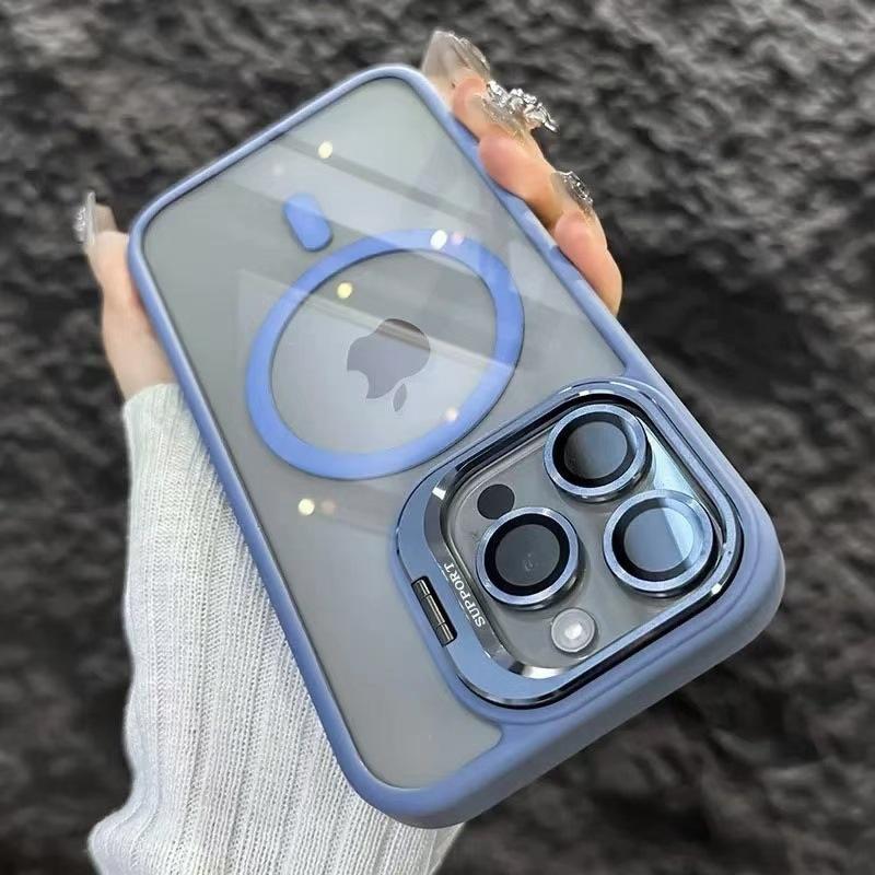 Magnetic all-inclusive anti-drop mobile phone case is suitable for Apple 16ProMax high-transparency lens holder protective case.