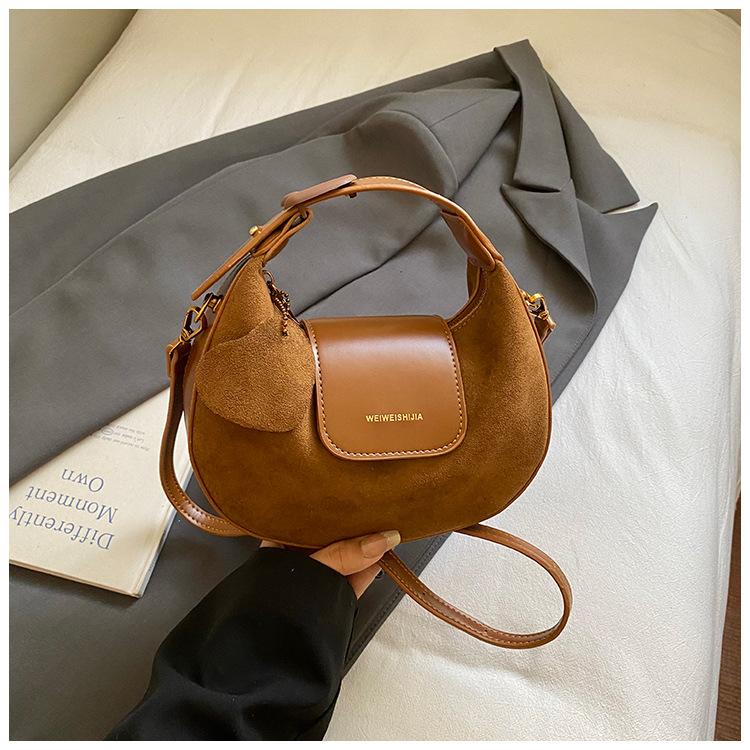 Retro Small Bag, Hand-held Crescent-shaped Bag, Commuting Crossbody Bag, Single-shoulder and Underarm Dumpling Bag