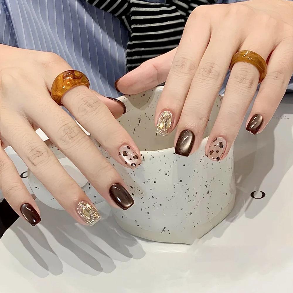 Leopard Print Cat Eye Rhinestone Press-on Nails - Cute & Removable Nail Stickers