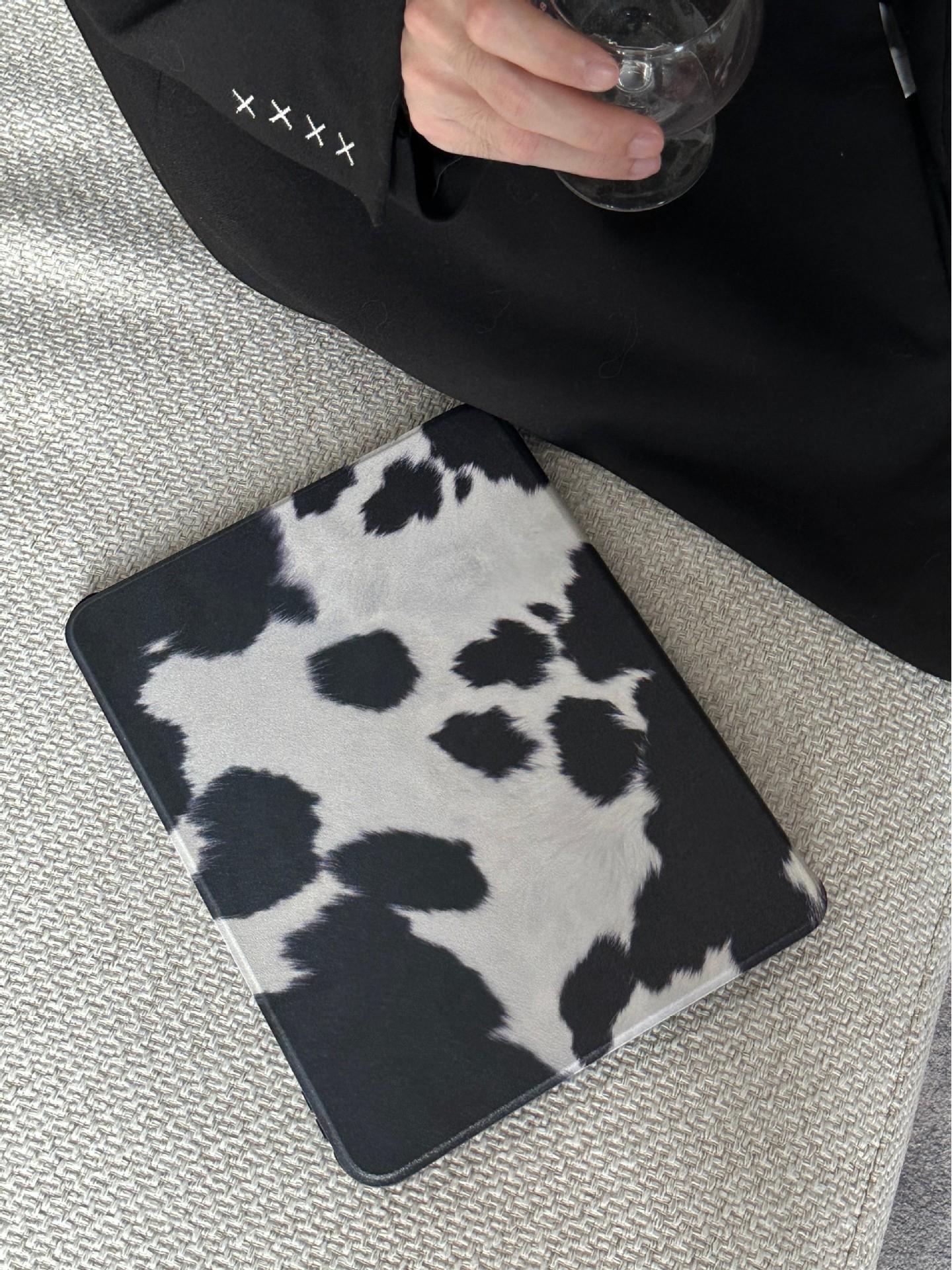 

Rotating Cow Print iPad Case for iPad Mini 6 & iPad Pro (2025) iPad mini 6/7 (8.3-inch)