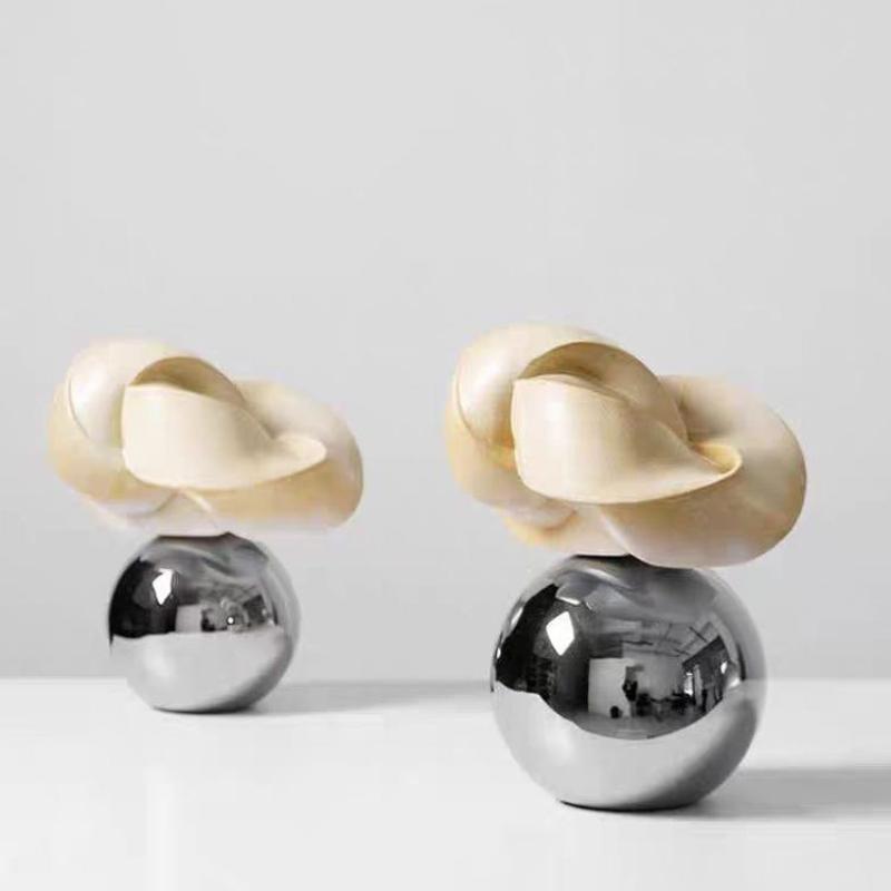 Resin Handicrafts Abstract Geometric Knot Silver Ball Winding Twist Decorative Figurines Home Decoration Accessories