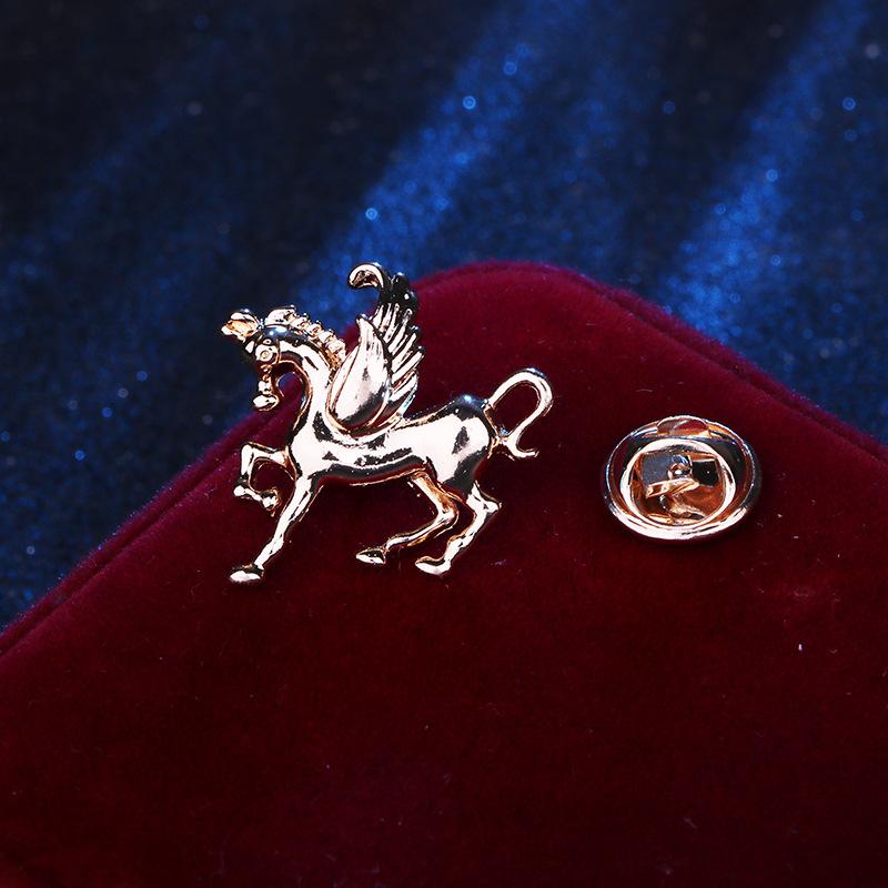 Classic Mini Brooches Set  Maple Leaf Airplane Animal Lapel Pin for Suit Jacket Collar Cute Small Safety Pin Badge for Women Men