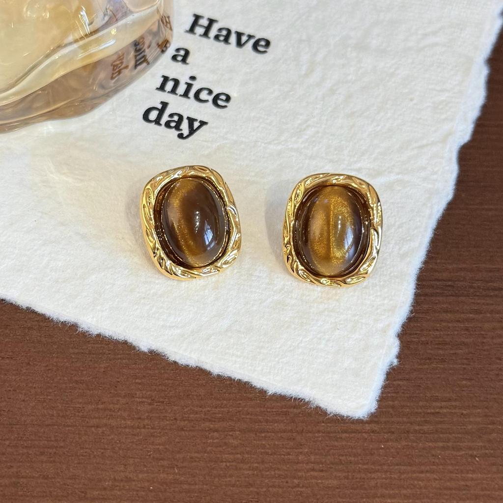 2025 Retro Fashion Geometric Stud Earrings in Tiger Eye & Cat Eye for Women