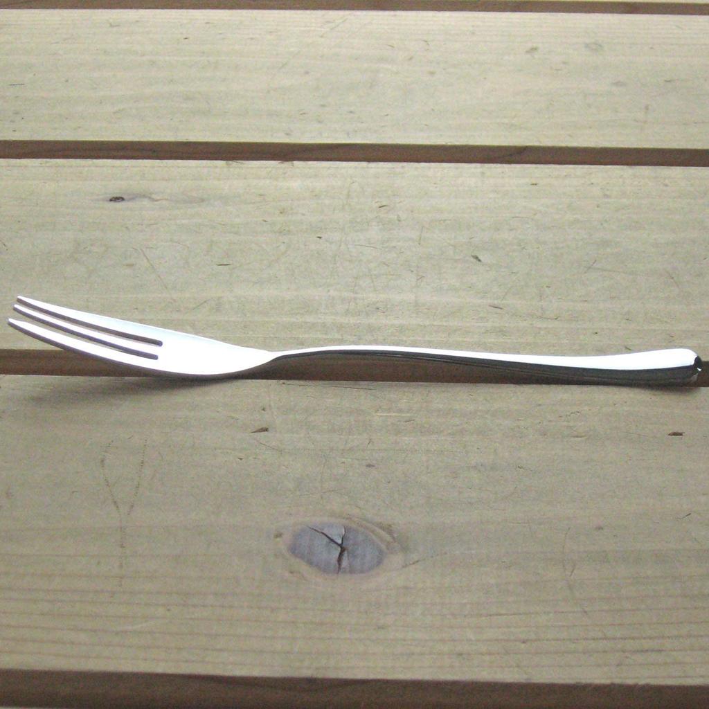 Tenedor para tartas Nagao TOWA, soporte para bolsas de acero inoxidable, fabricado únicamente en Japón, 15,1 cm, 18-8