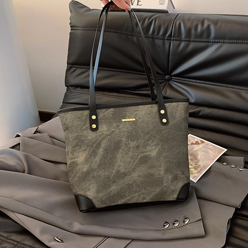 

Ретро сумка большой вместимости весна новый повседневный иностранный простой сумка через плечо сумка для поездок на работу женская