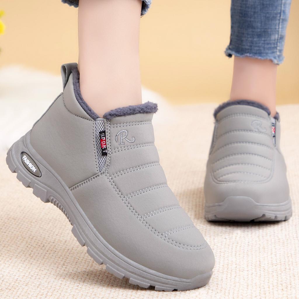Cotton Shoes Women's Processing Customized Women's Boots Large Size Warm Thick-soled Cold-proof Cotton Boots Piled Thickened Snow Boots High-top 