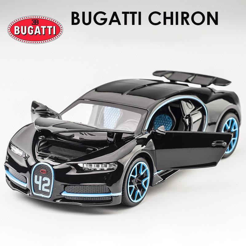 1/32 Bugatti Chiron Sports Car Metal Toy Alloy Car Diecasts & Toy Vehicles Car Model Sound and Light Model Car Toys for Children