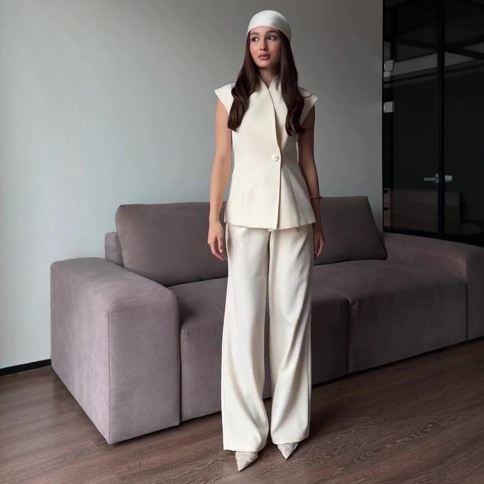European & American Summer 2025 Women's Fashion: Sexy Casual Three-Piece Set - Button Top & Pants