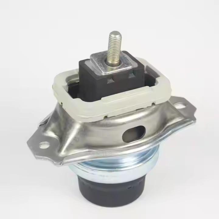LR014113 Engine Mount for 2010 Land Rover Discovery 4th Gen.