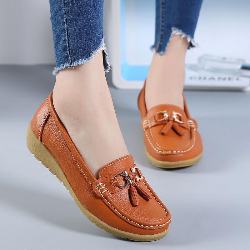 Autumn mother shoes single shoes women's flat bottom women's Doudou shoes genuine leather flat heel soft sole leather shoes large size women's shoes