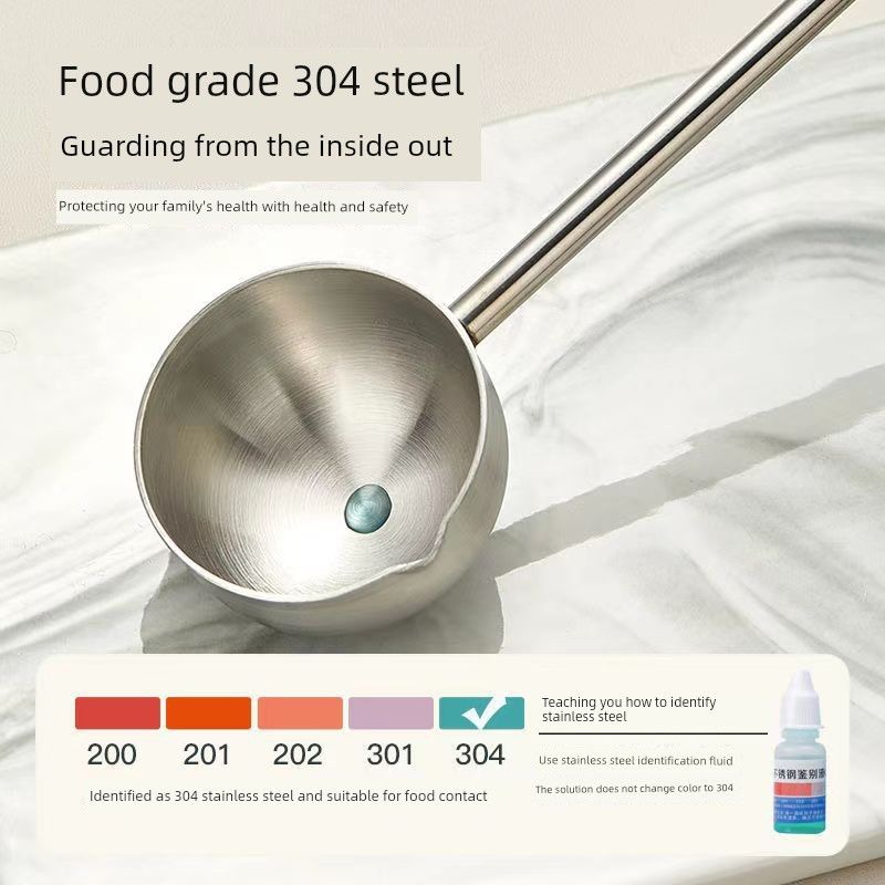 04 Stainless Steel Spoon with a Stylish Design, Long-Handled Soup Spoon, Oil Pouring Spoon, Small Spoon for Pouring Oil, Long-Handled Spoon
