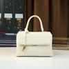 Niche Design Hand-Woven Women'S Bags, Simple Atmosphere, Commuting Briefcase, Casual Versatile Handbag, Small Square Bag