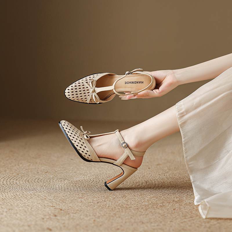 

Krazing Pot Кожа коровы Круглый носок Размер 41 Высокий каблук Блестящие Перфорированные Свадебные Осенние Туфли на свидание с бантом-бабочкой 41 абрикосовый